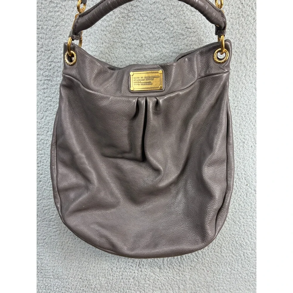 Marc by Marc Jacobs Classic Q Hillier Hobo Shoulder Bag Womens Medium Gray